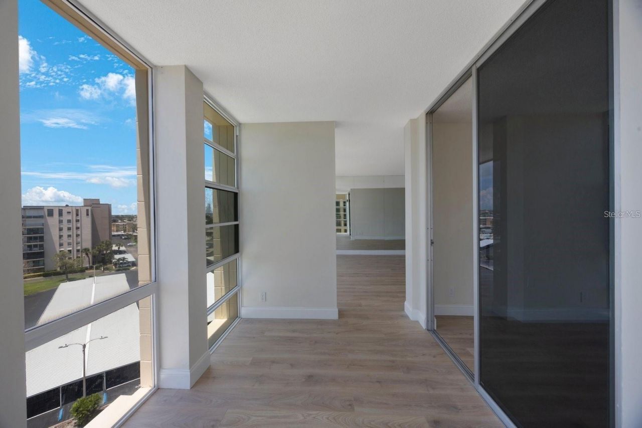 7400 Sun Island Drive S, Unit 806, South Pasadena, FL 33707 Photo