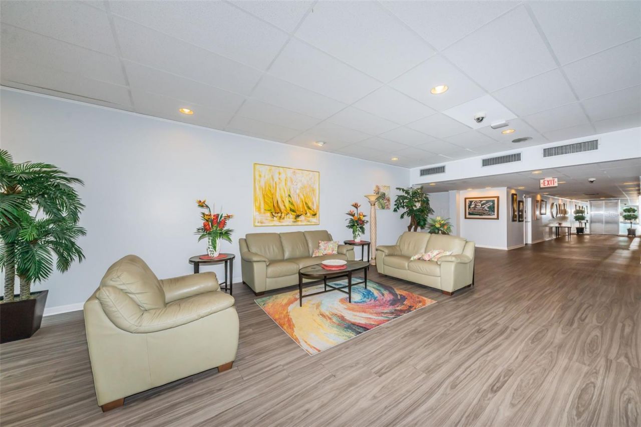 7400 Sun Island Drive S, Unit 806, South Pasadena, FL 33707 Photo