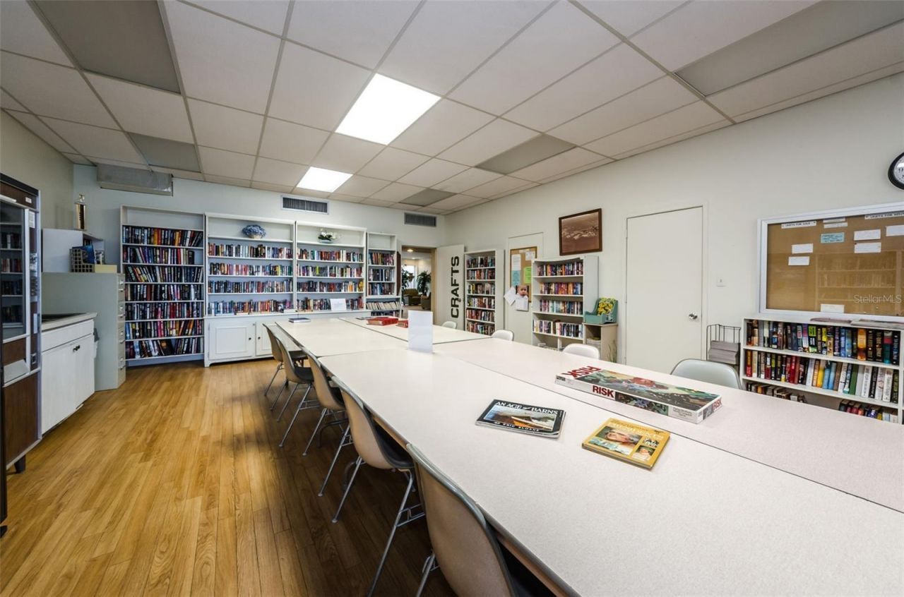 7400 Sun Island Drive S, Unit 806, South Pasadena, FL 33707 Photo