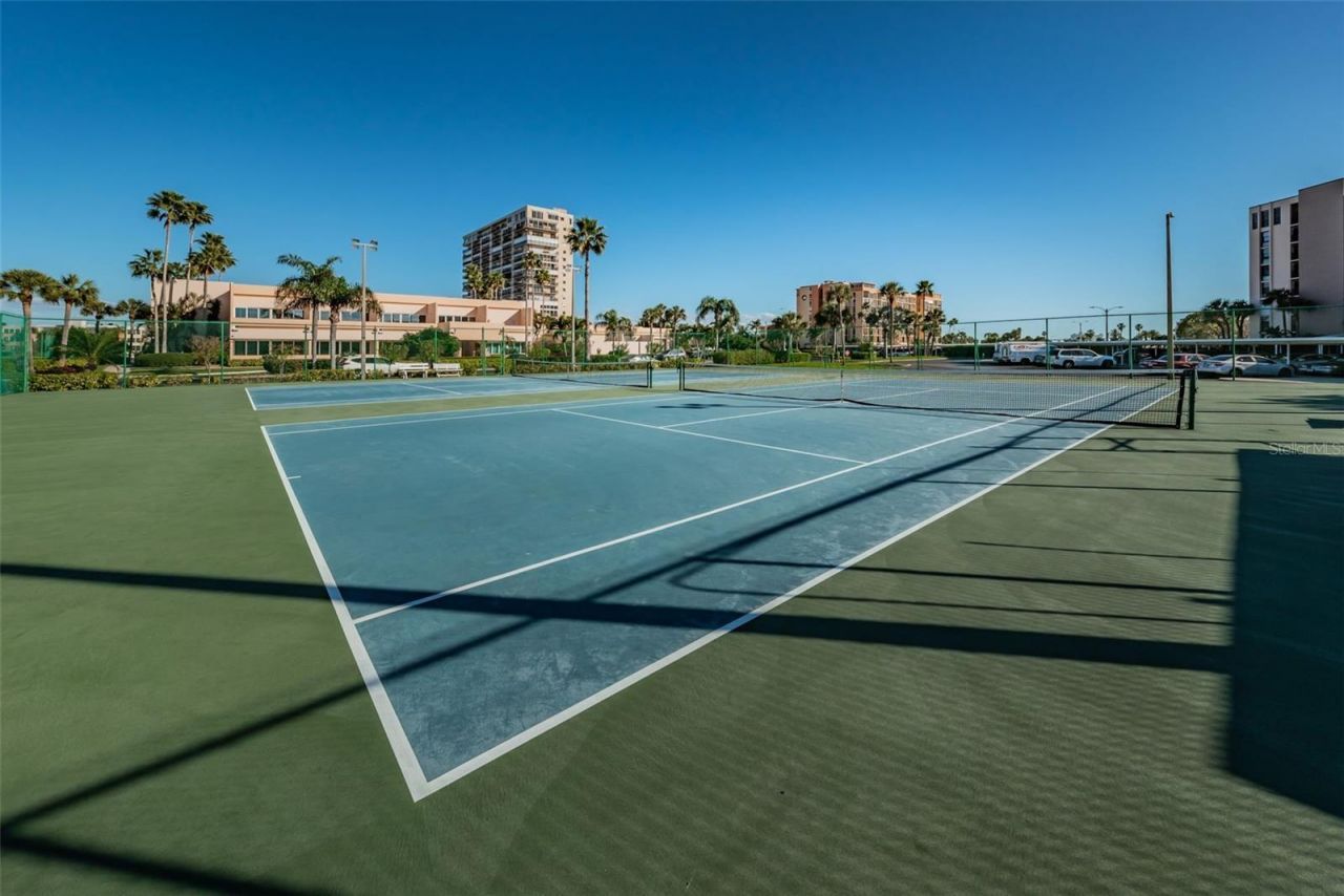 7400 Sun Island Drive S, Unit 806, South Pasadena, FL 33707 Photo
