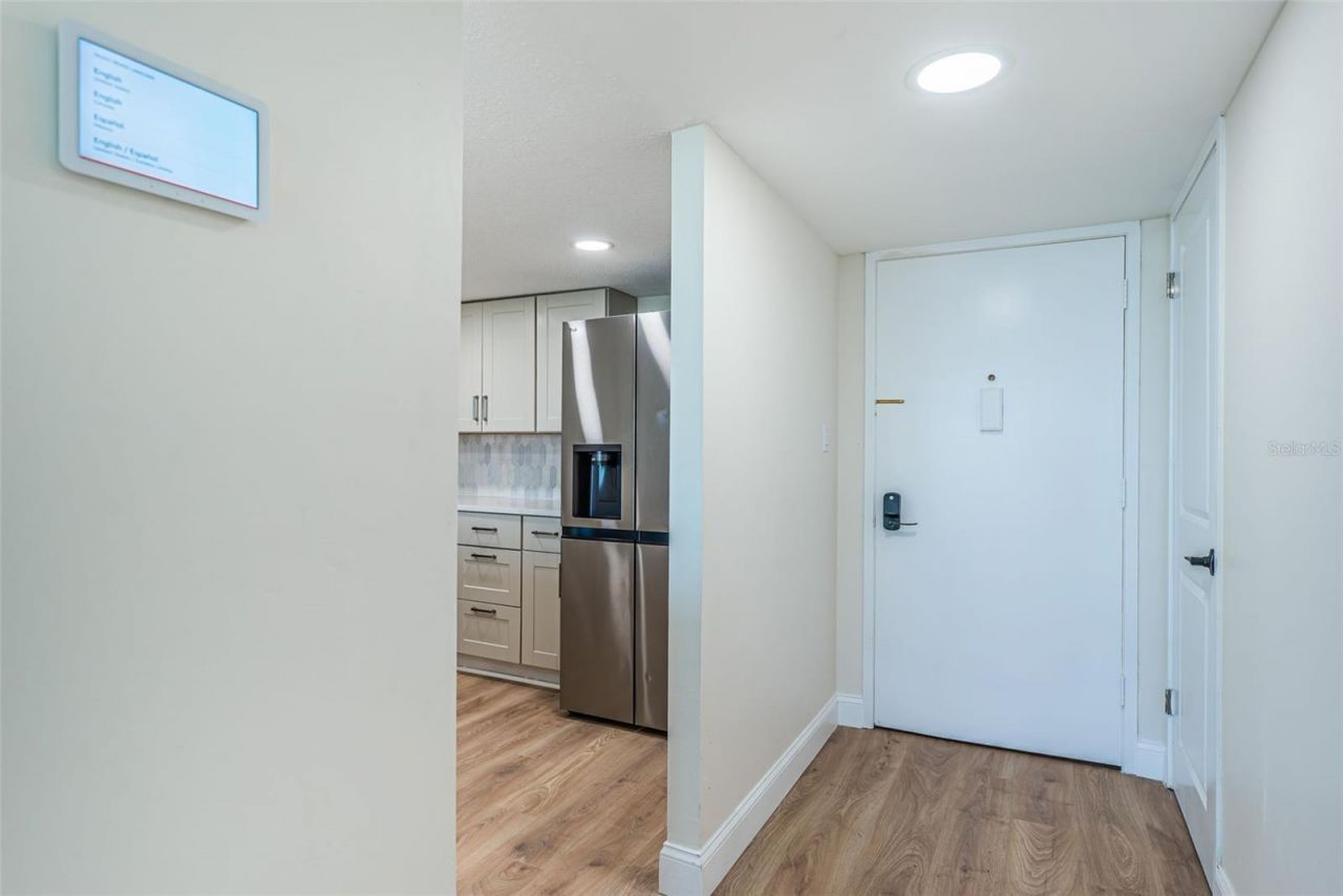7400 Sun Island Drive S, Unit 806, South Pasadena, FL 33707 Photo