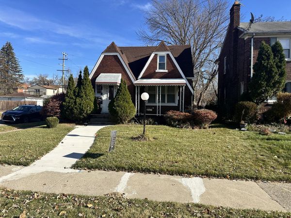 15382 Robson Street, Detroit, MI 48227