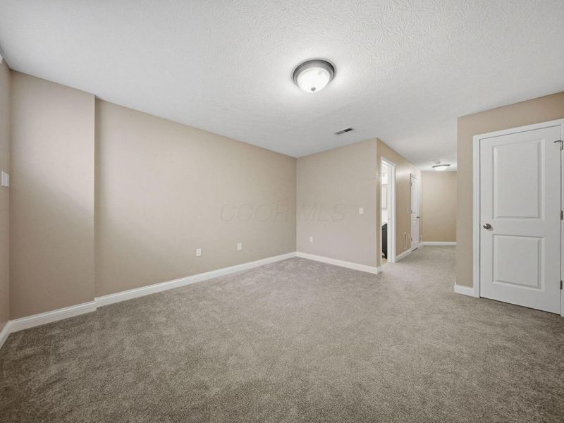 5631 Middle Falls Street, Unit 39, Dublin, OH 43016 Photo 29