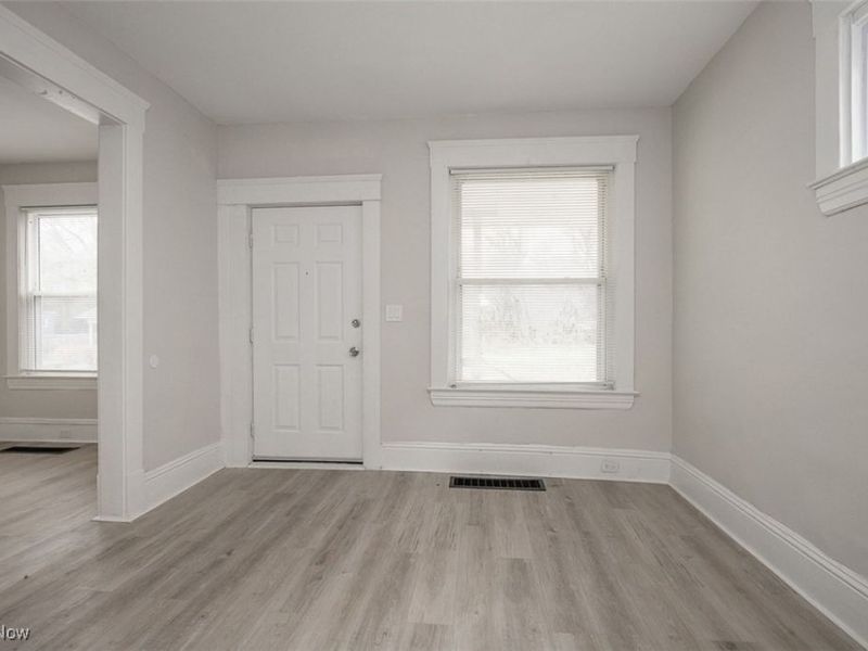 2190 E 86th Street, Cleveland, OH 44106 Photo 11