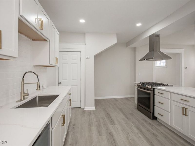 2190 E 86th Street, Cleveland, OH 44106 Photo 2