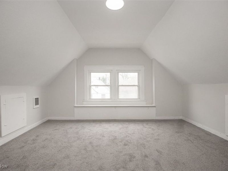 2190 E 86th Street, Cleveland, OH 44106 Photo 21