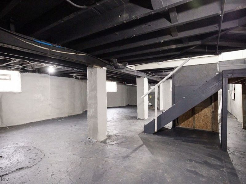 2190 E 86th Street, Cleveland, OH 44106 Photo 25