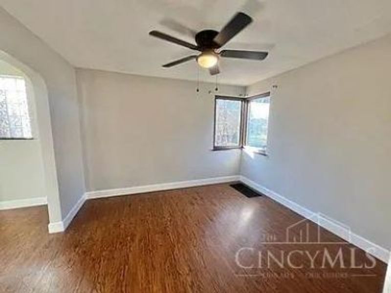 838 W Galbraith Road, Springfield Twp., OH 45231 Photo 7