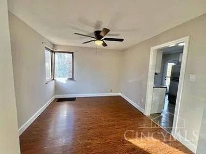 838 W Galbraith Road, Springfield Twp., OH 45231 Photo 8