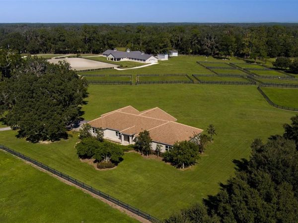 15225 NW 112TH PLACE ROAD, MORRISTON, FL 32668