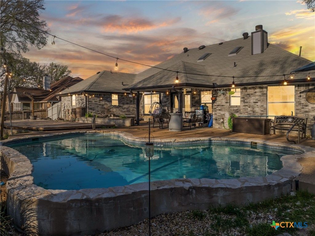 711 Mueller Street, Copperas Cove, TX 76522 Main Photo