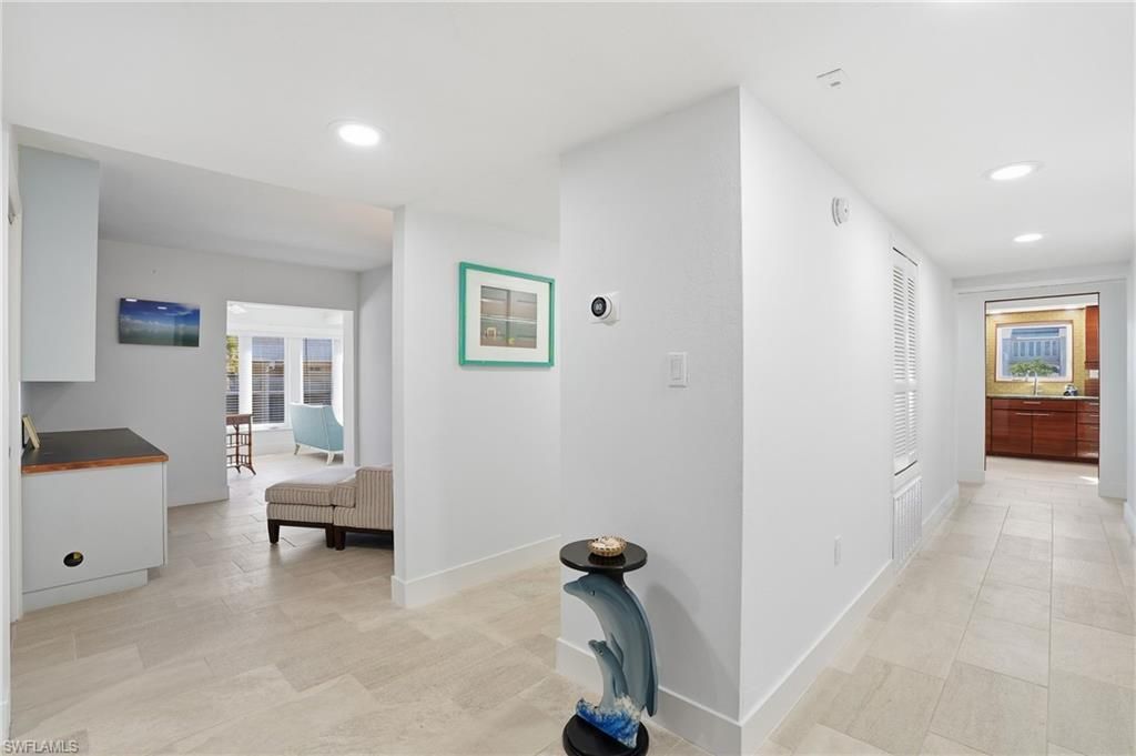 200 Periwinkle Way, Unit 233, Sanibel, FL 33957 Photo