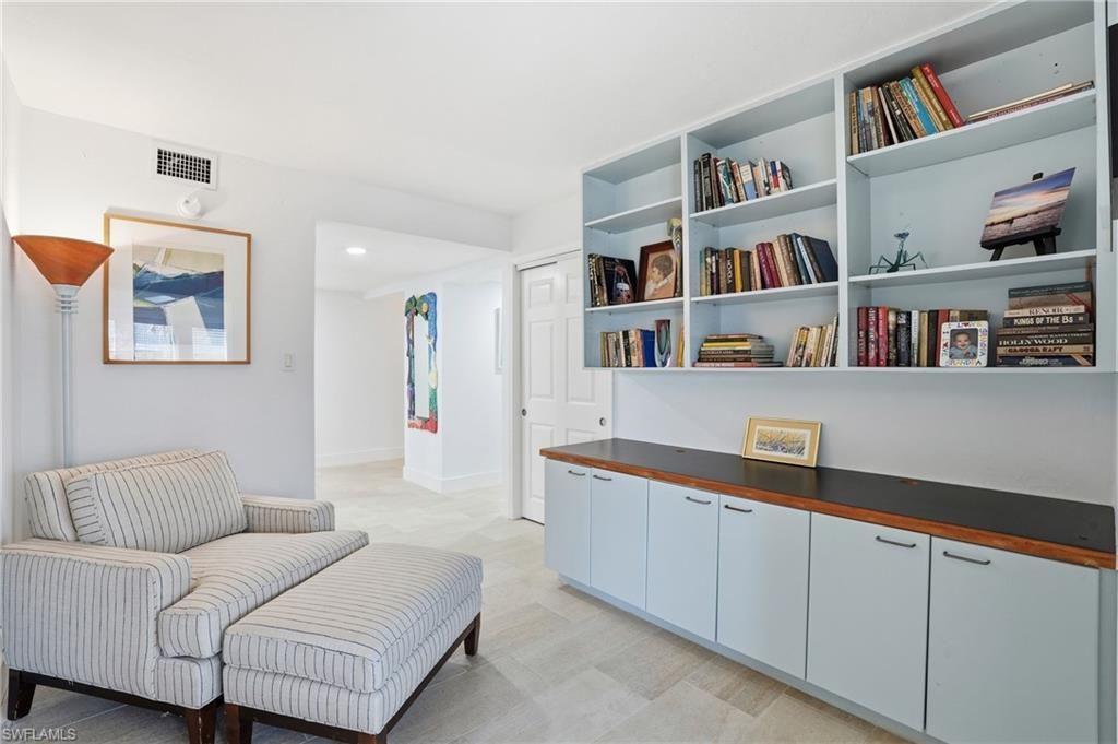 200 Periwinkle Way, Unit 233, Sanibel, FL 33957 Photo