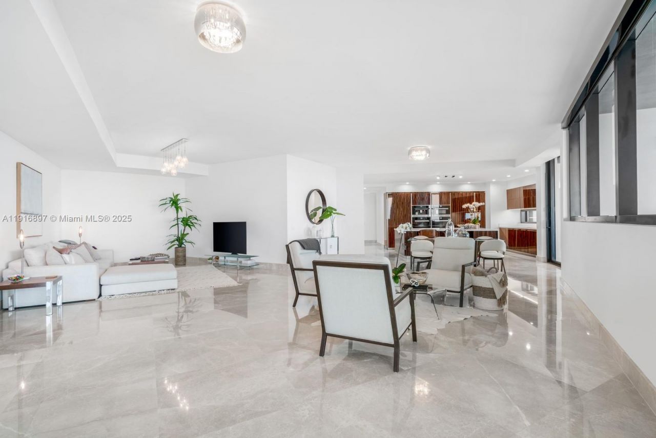 18555 Collins Ave, Unit 5105, Sunny Isles Beach, FL 33160 Photo