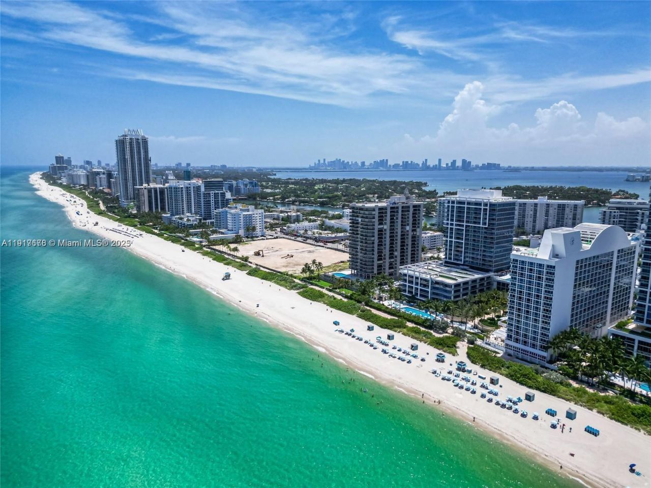 6799 Collins Ave, Unit 1602, Miami Beach, FL 33141 Photo