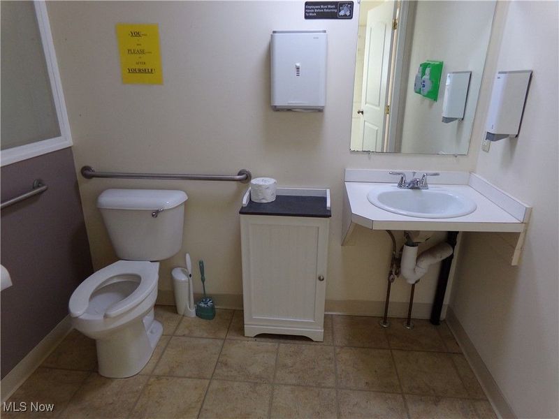 721 Lincoln Way E, Massillon, OH 44646 Photo 28