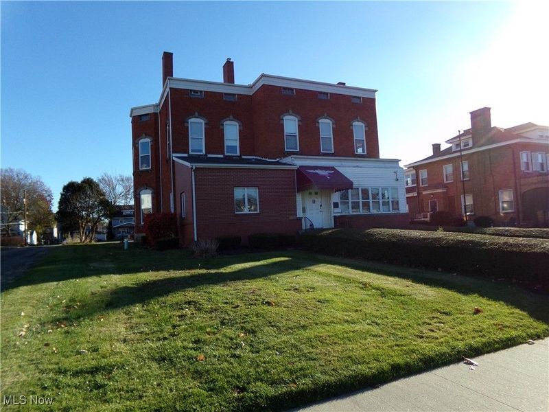 721 Lincoln Way E, Massillon, OH 44646 Photo 3