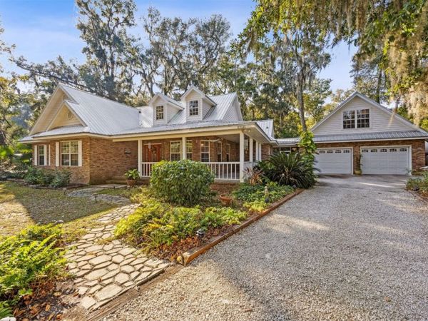 97535 PIRATES POINT Road, Yulee, FL 32097