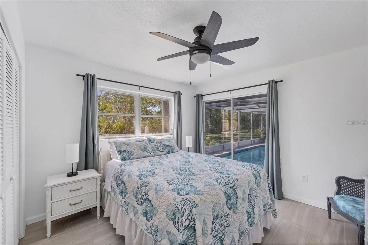 2410 Cass Street, Sarasota, FL 34231 Photo