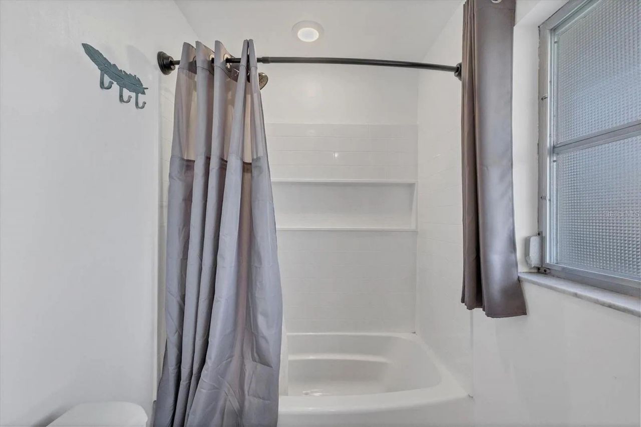 2410 Cass Street, Sarasota, FL 34231 Photo