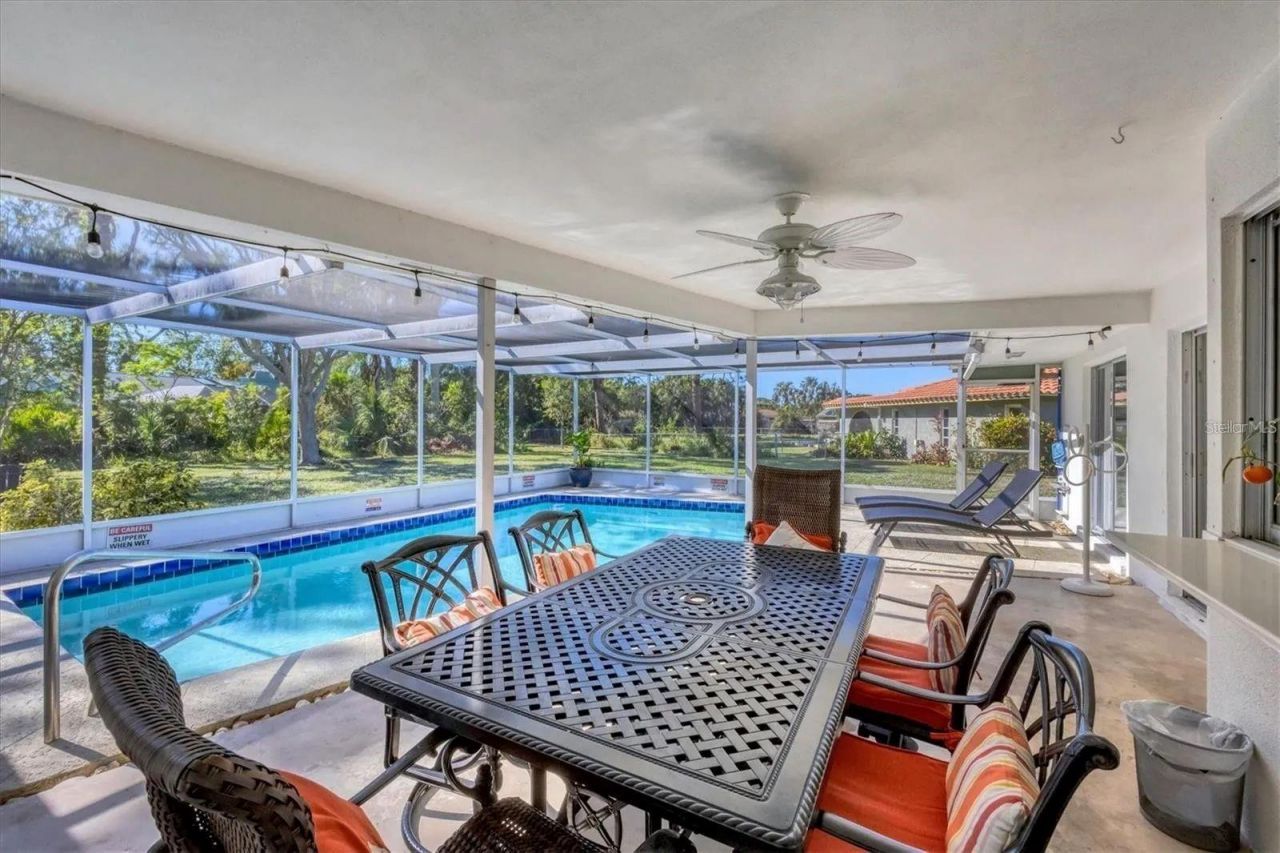 2410 Cass Street, Sarasota, FL 34231 Photo