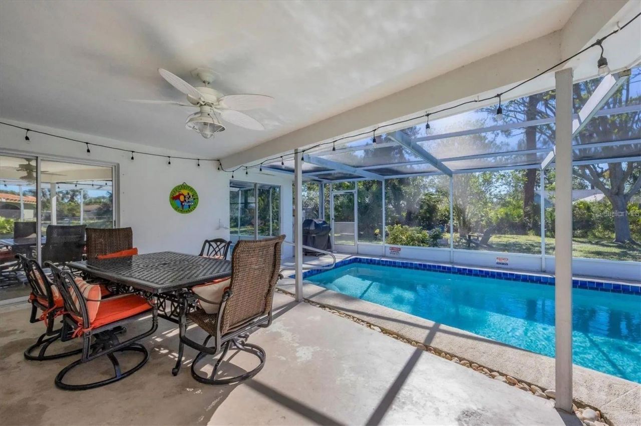 2410 Cass Street, Sarasota, FL 34231 Photo