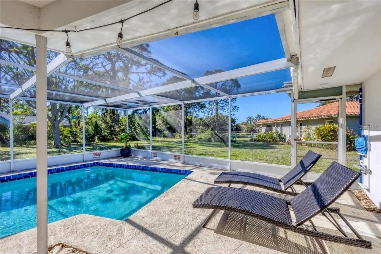 2410 Cass Street, Sarasota, FL 34231 Photo