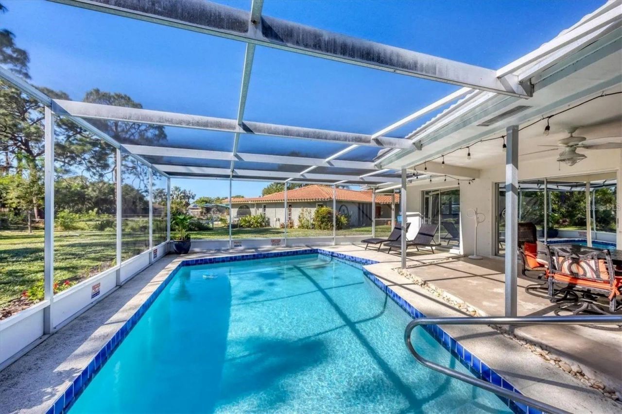 2410 Cass Street, Sarasota, FL 34231 Photo