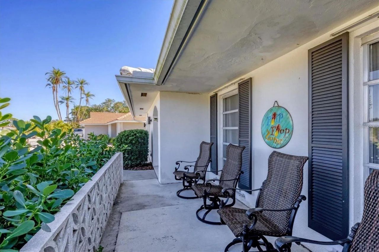 2410 Cass Street, Sarasota, FL 34231 Photo