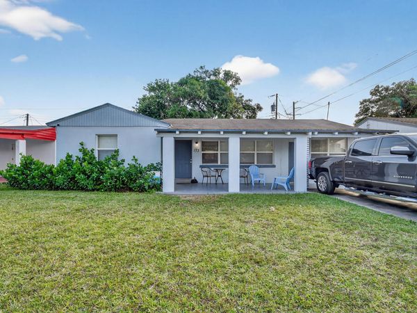 173 W 18th Street, Riviera Beach, FL 33404