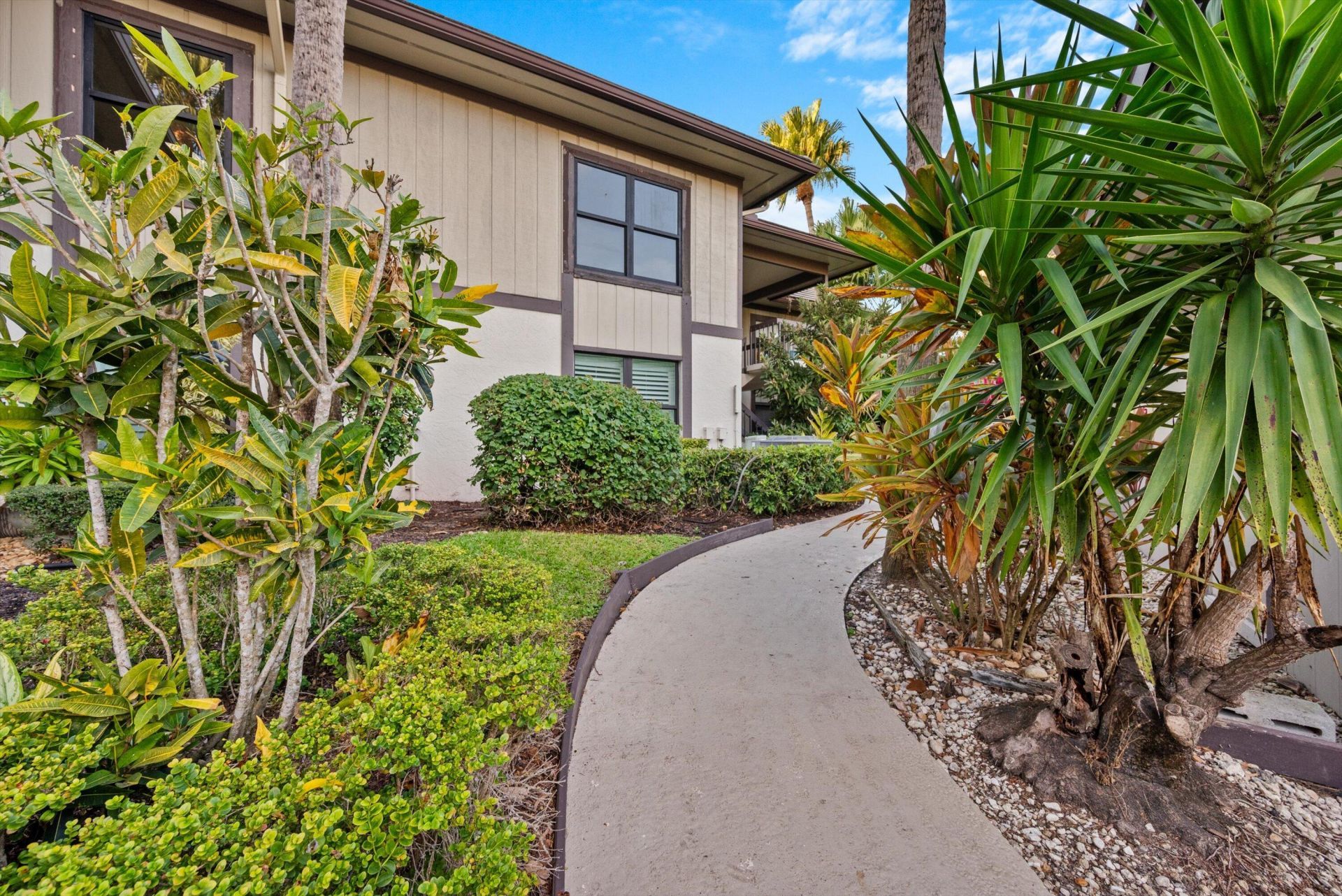 13224 Polo Club Road, Unit A204, Wellington, FL 33414 Photo