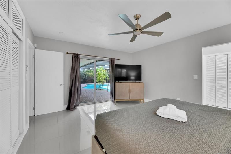 9611 NW 3rd Street, Pembroke Pines, FL 33024 Photo