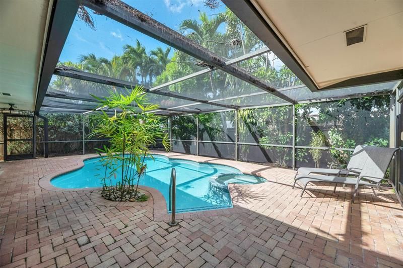 9611 NW 3rd Street, Pembroke Pines, FL 33024 Photo