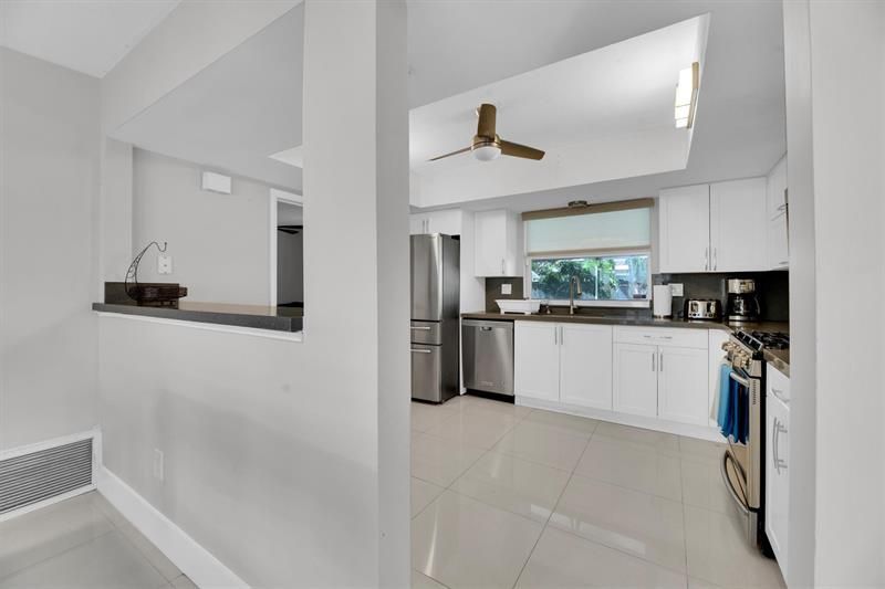 9611 NW 3rd Street, Pembroke Pines, FL 33024 Photo