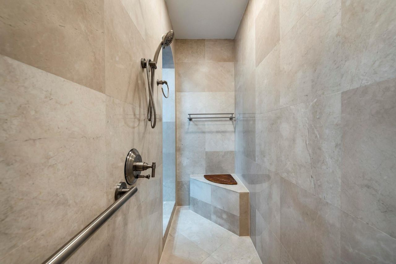 701 SE 21st Avenue, Unit 502, Deerfield Beach, FL 33441 Photo