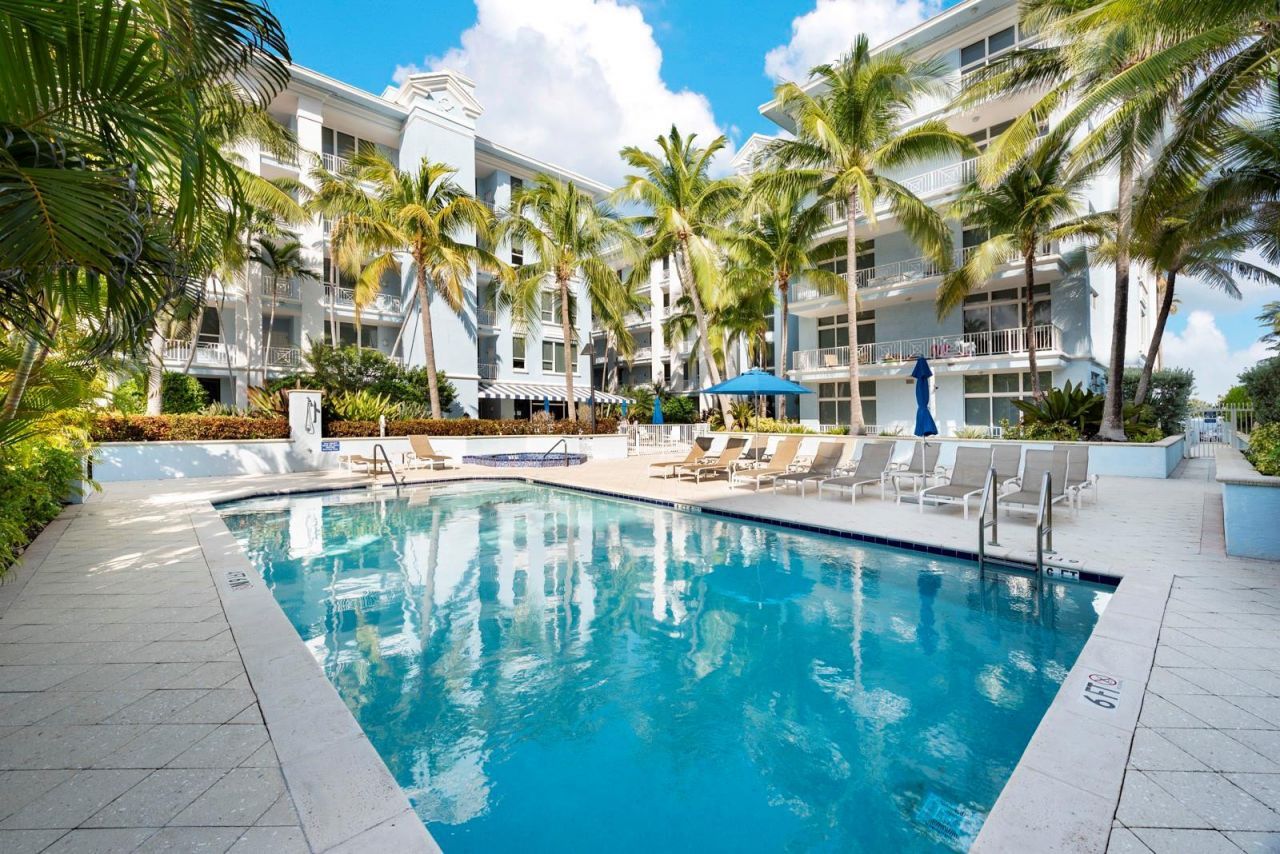 701 SE 21st Avenue, Unit 502, Deerfield Beach, FL 33441 Photo
