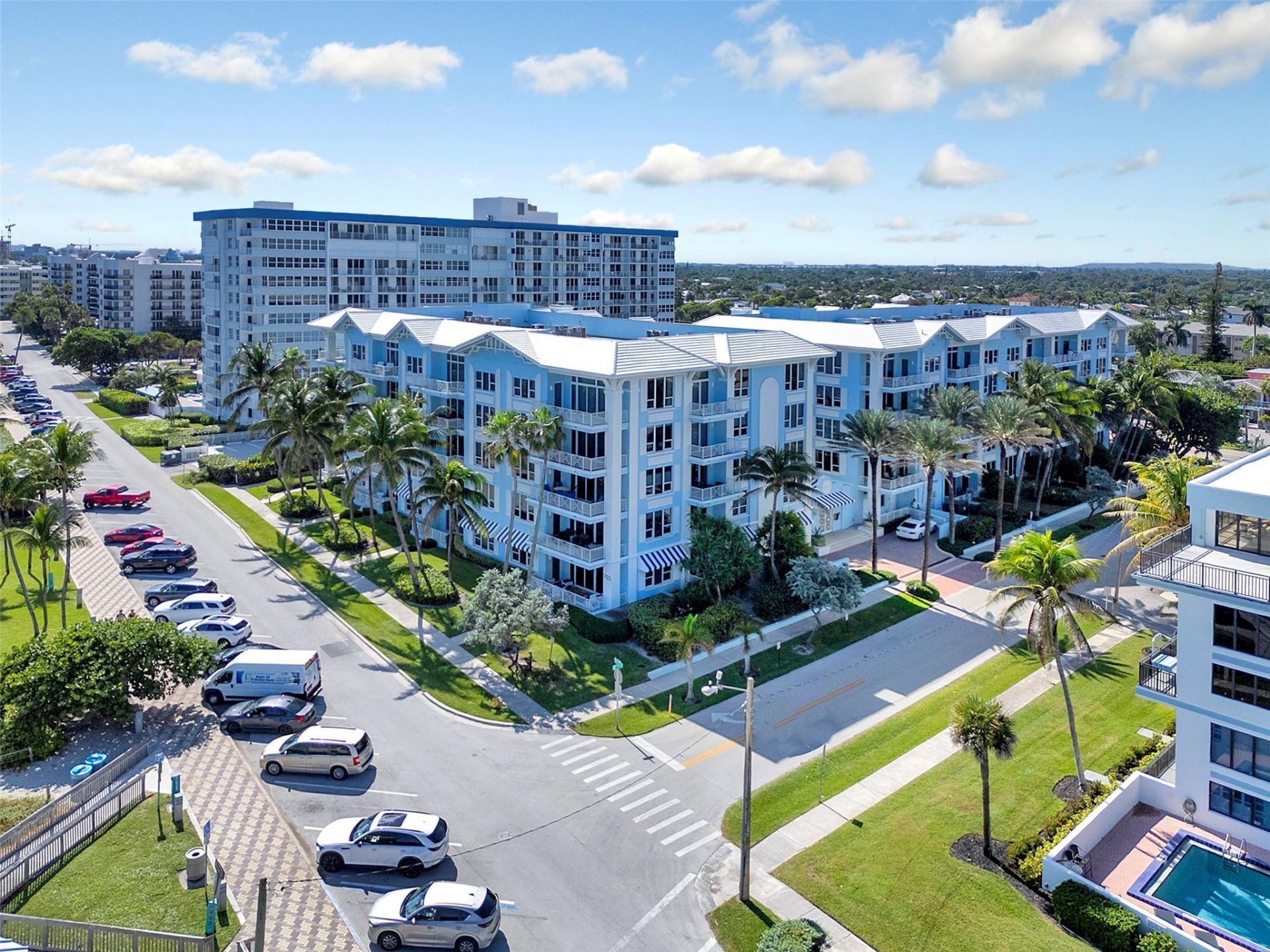 701 SE 21st Avenue, Unit 502, Deerfield Beach, FL 33441 Photo