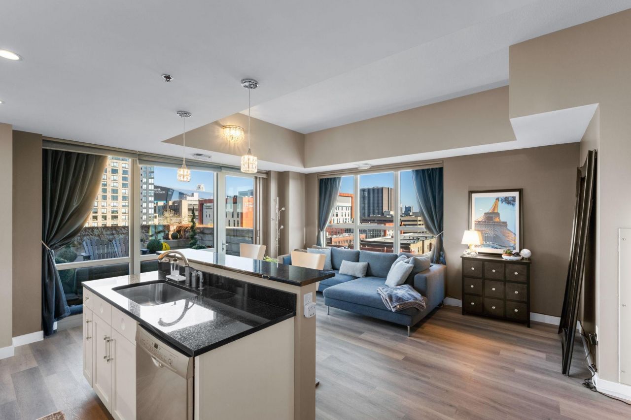 929 Portland Avenue, Unit 604, Minneapolis, MN 55404 Main Photo