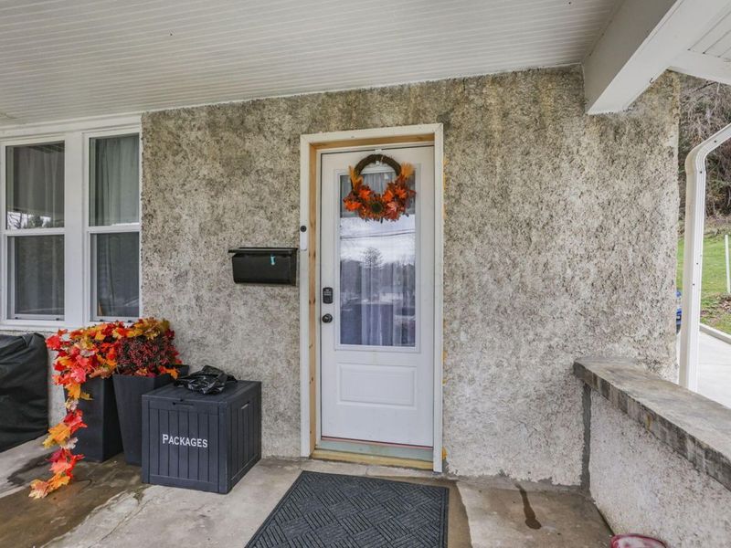 849 Mohican Avenue, Logan, OH 43138 Photo 5