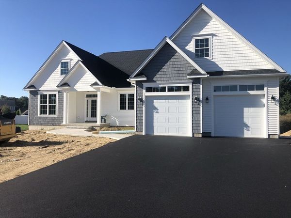 125 Pearl St, South Hadley, MA 01075