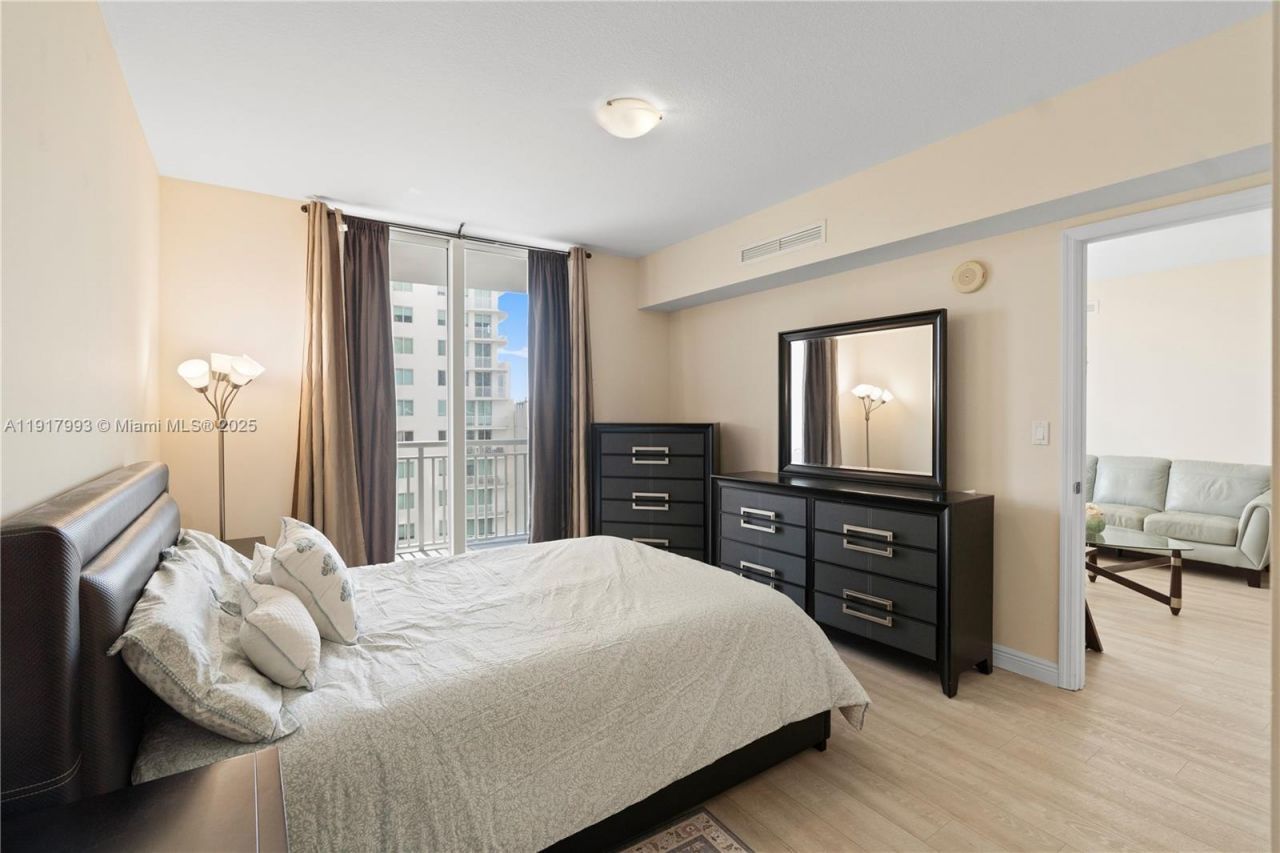 1745 E Hallandale Beach Blvd, Unit 705W, Hallandale Beach, FL 33009 Photo