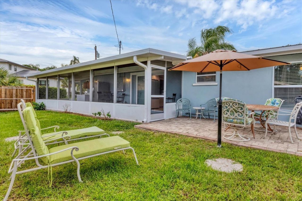1686 Chapline Lane, Sarasota, FL 34231 Photo
