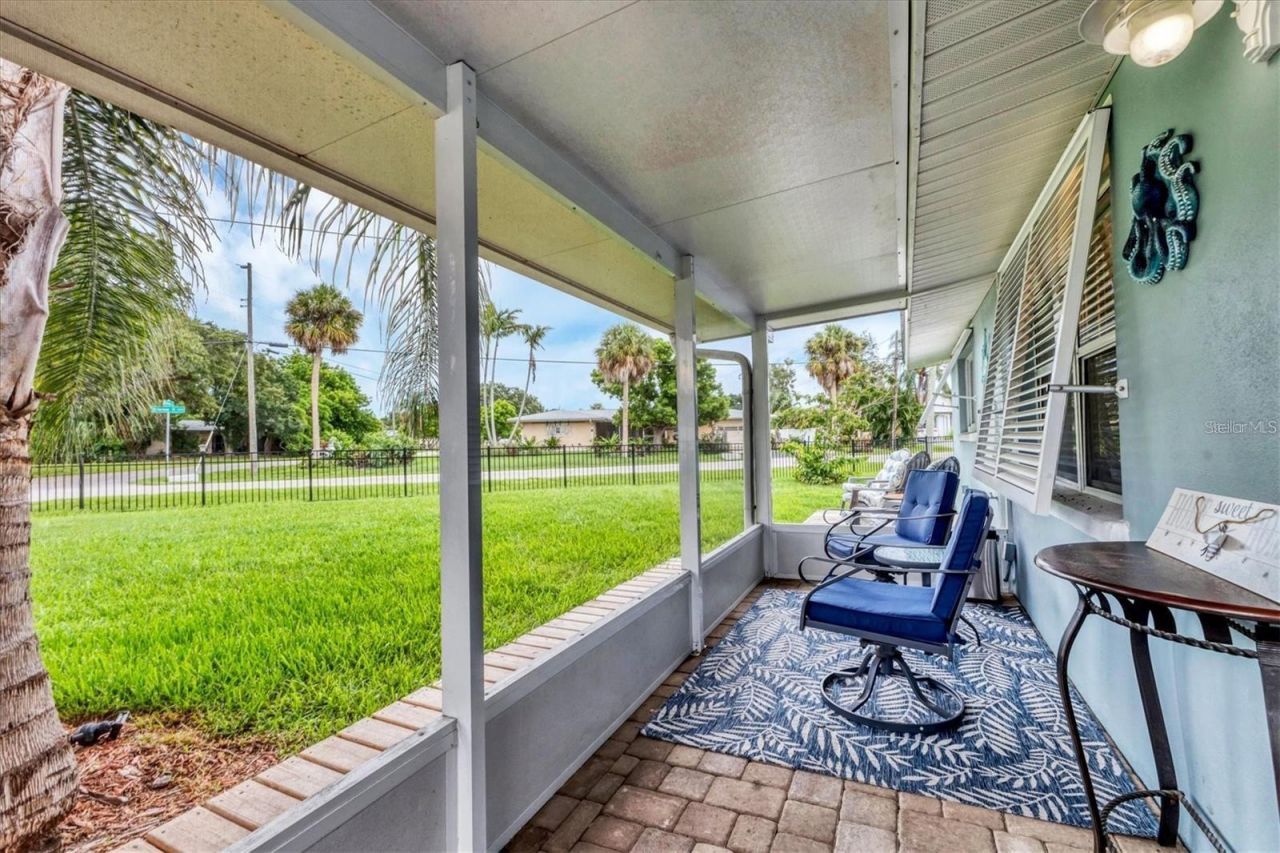 1686 Chapline Lane, Sarasota, FL 34231 Photo