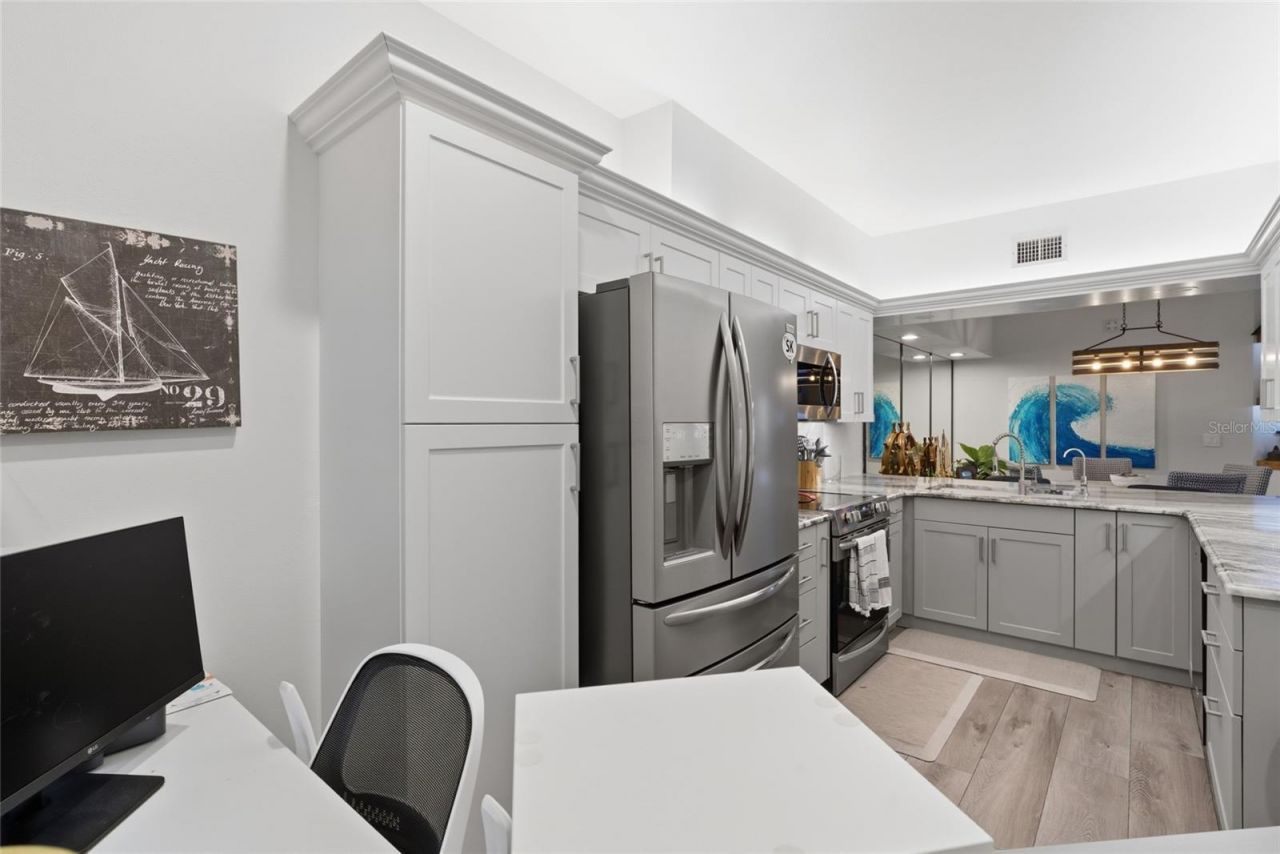 5768 Ashton Lake Drive, Unit 7, Sarasota, FL 34231 Photo