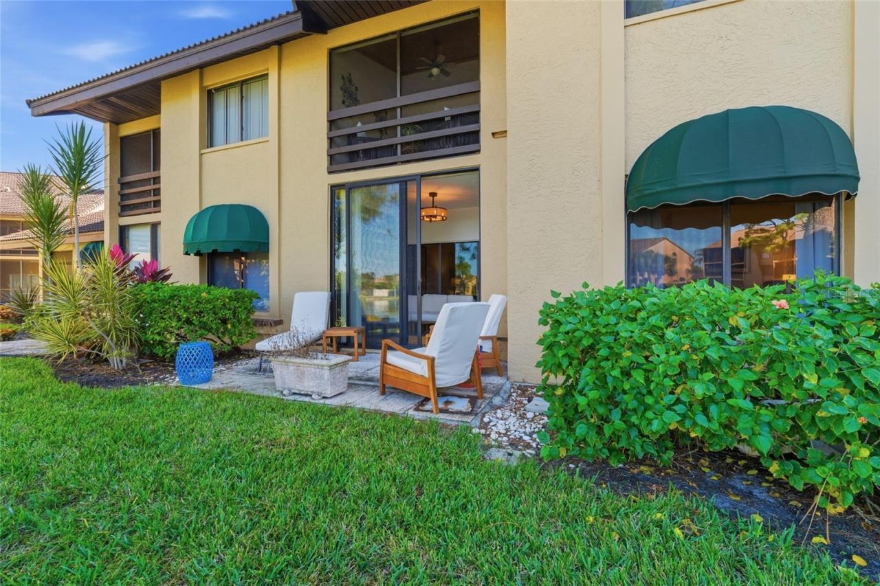 5768 Ashton Lake Drive, Unit 7, Sarasota, FL 34231 Photo