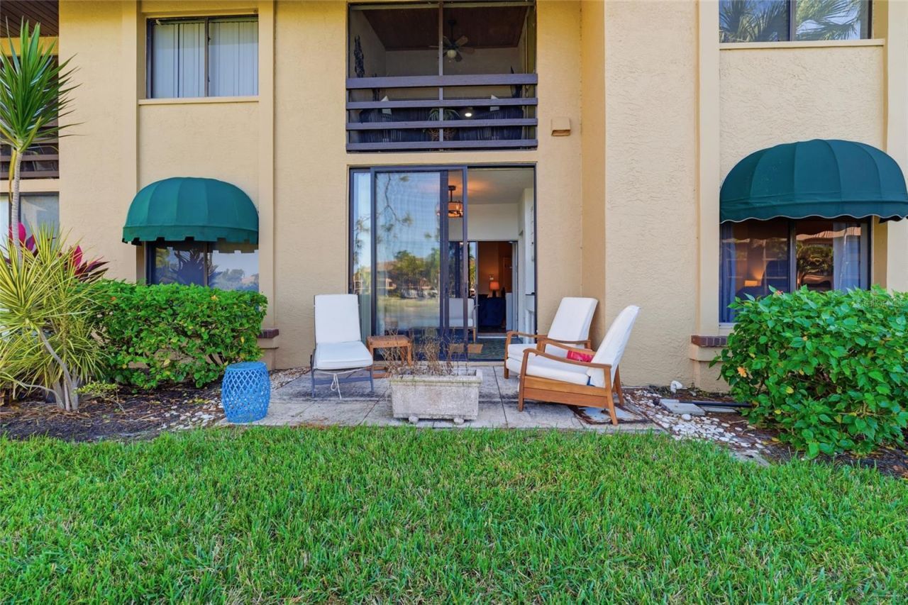 5768 Ashton Lake Drive, Unit 7, Sarasota, FL 34231 Photo