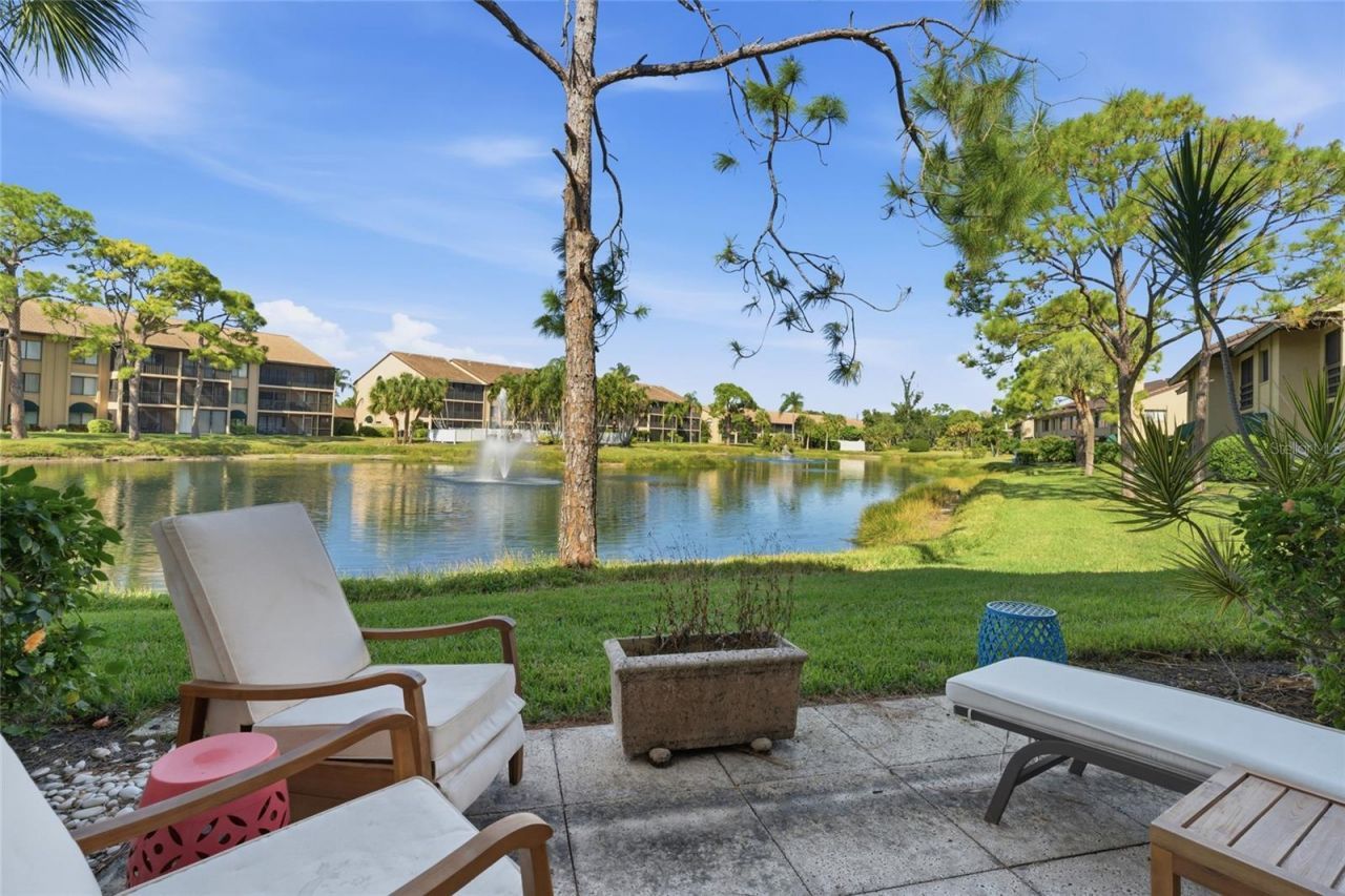 5768 Ashton Lake Drive, Unit 7, Sarasota, FL 34231 Photo