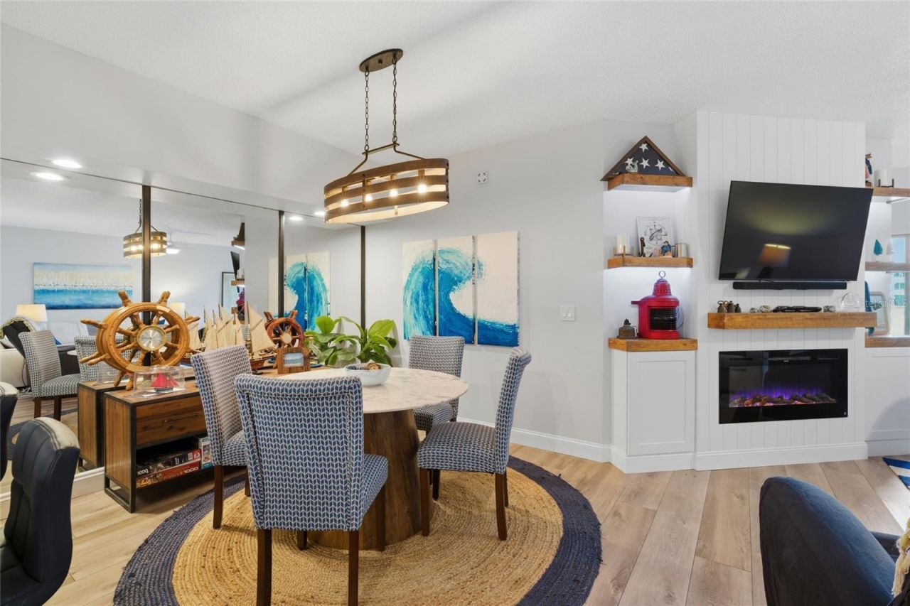 5768 Ashton Lake Drive, Unit 7, Sarasota, FL 34231 Photo