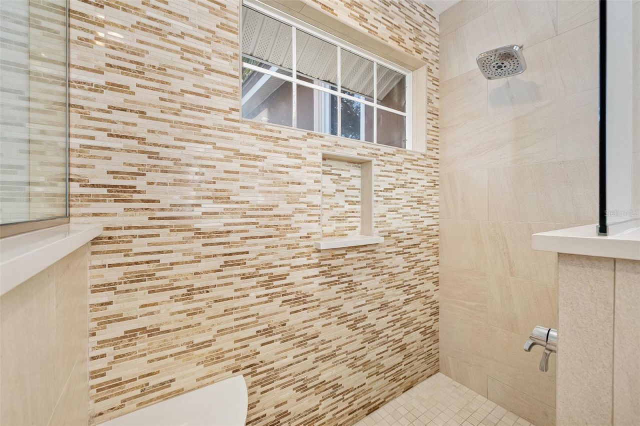 2432 Dodge Drive, Daytona Beach, FL 32118 Photo