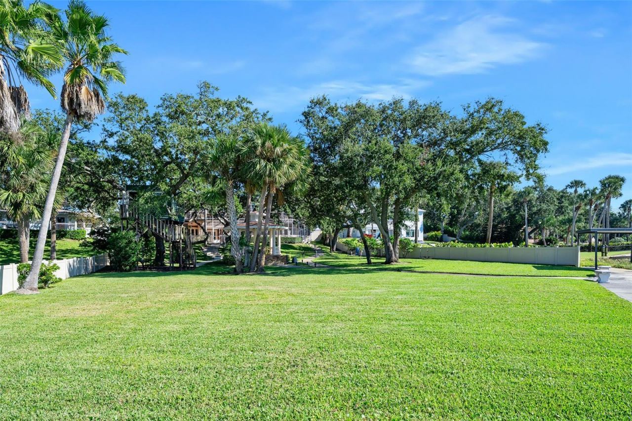 2432 Dodge Drive, Daytona Beach, FL 32118 Photo